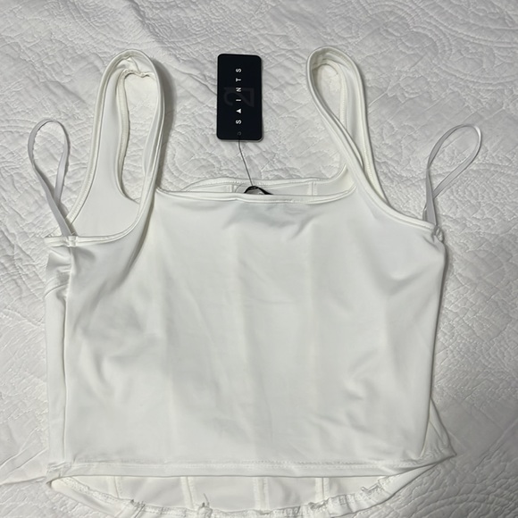 Women’s white short tops - Picture 2 of 2